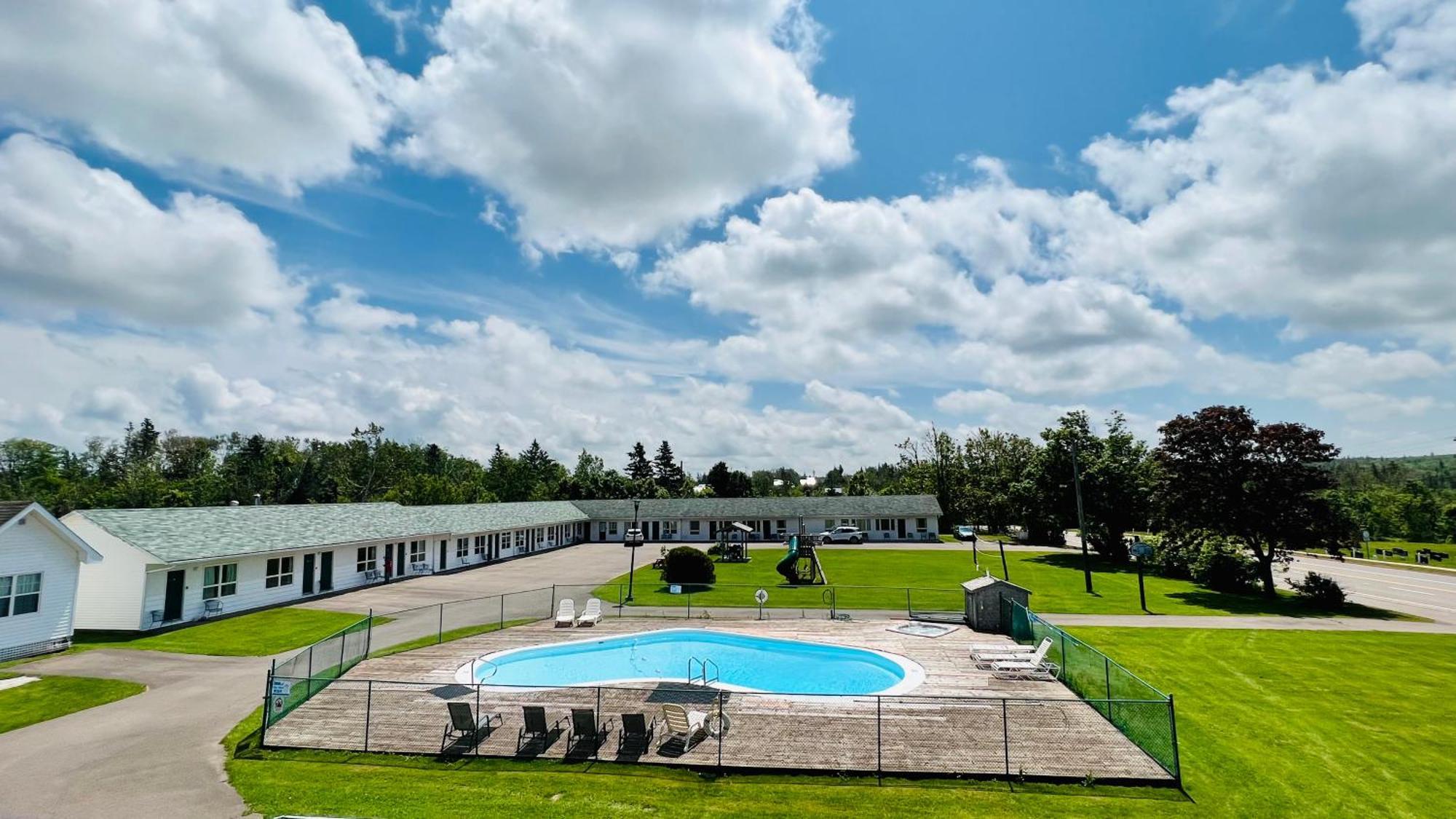 Anne Shirley Motel & Cottages Cavendish Exterior photo