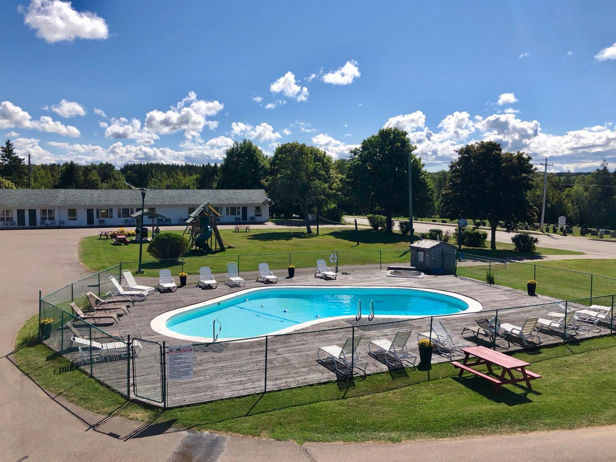 Anne Shirley Motel & Cottages Cavendish Exterior photo